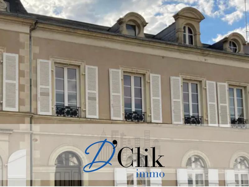 Maison - 400 m² - 14 pièces