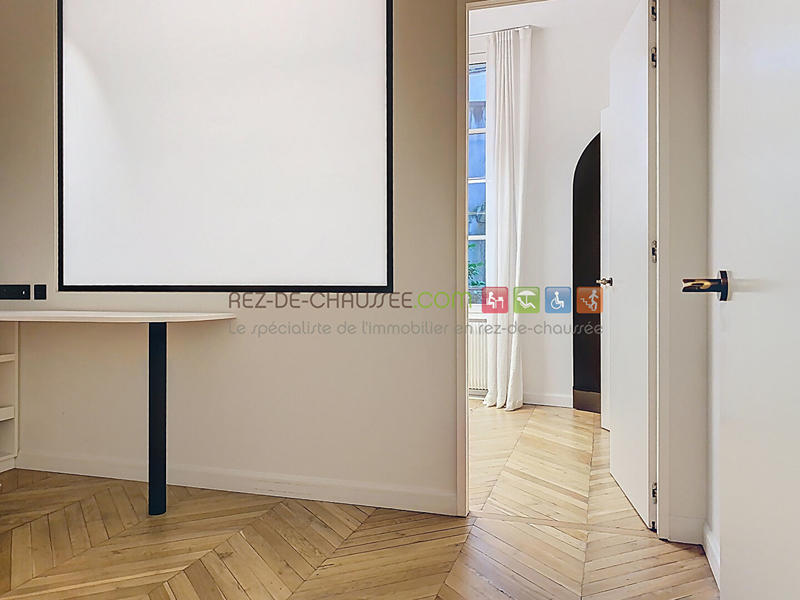 Bureau - 90 m² - 3 pièces