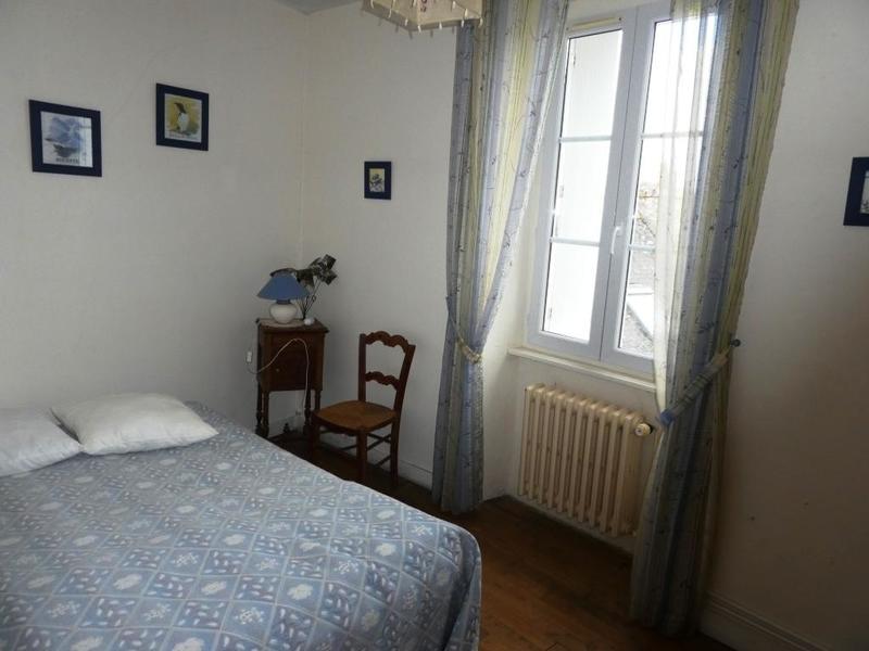 Maison en pierre - 128 m² - 7 pièces