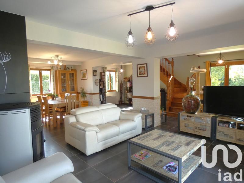 Maison - 180 m² - 7 pièces