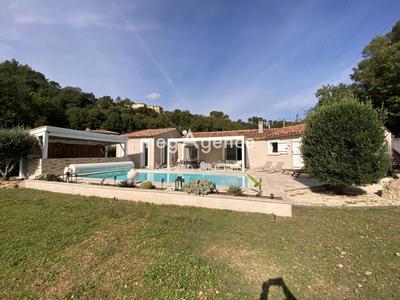 Maison de campagne - 140 m² - 7 pièces