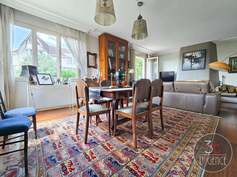 Maison - 192 m² - 8 pièces