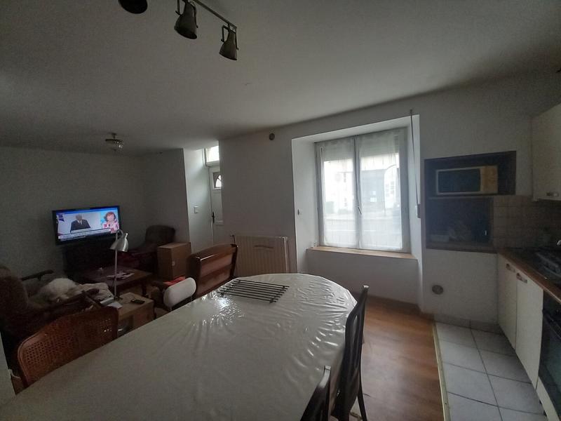 Immeuble - 140 m² - 7 pièces