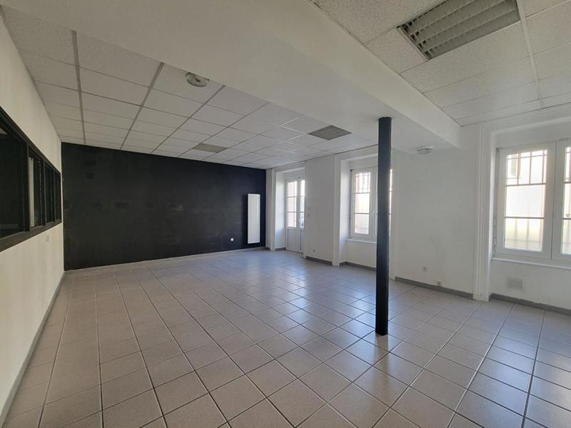 Local d'activité / Entrepôt - 94 m²