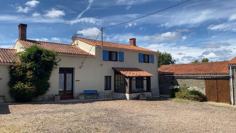 Maison - 352 m² - 12 pièces