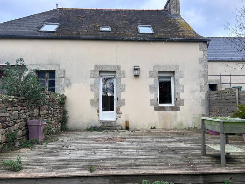 Maison - 99 m² - 5 pièces