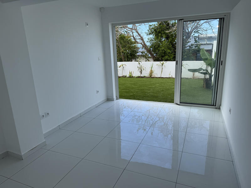 Appartement - 104 m² - 6 pièces