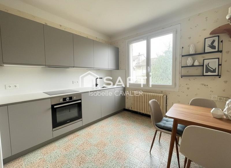 Maison - 110 m² - 5 pièces