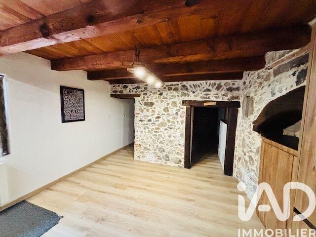 Maison de village - 100 m² - 4 pièces