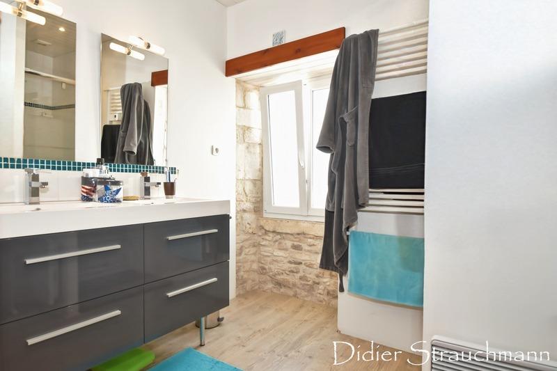 Maison de village - 105 m² - 5 pièces