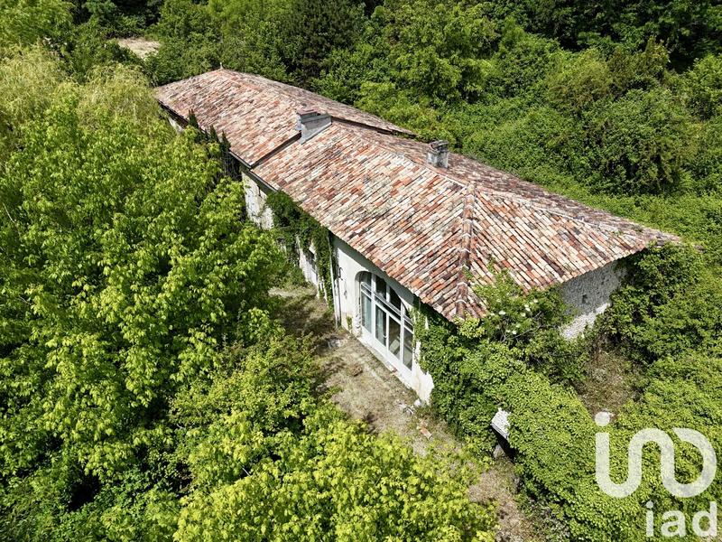 Maison - 360 m² - 10 pièces