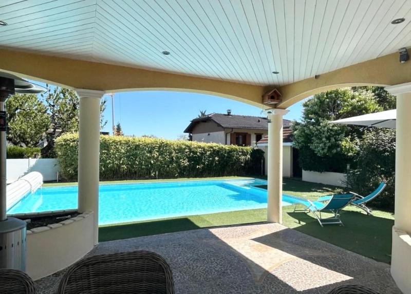 Maison - 189 m² - 7 pièces