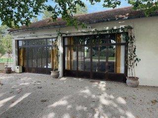 Maison - 215 m² - 8 pièces