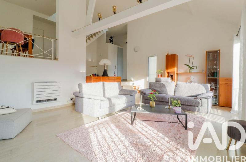 Maison - 210 m² - 7 pièces