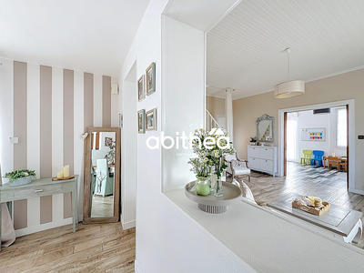 Maison - 165 m² - 7 pièces