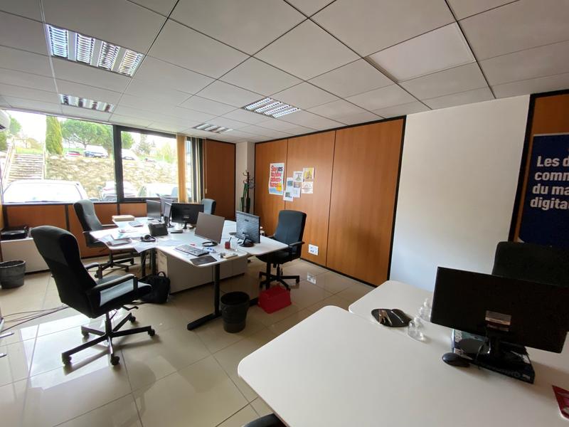 Bureau - 211 m²