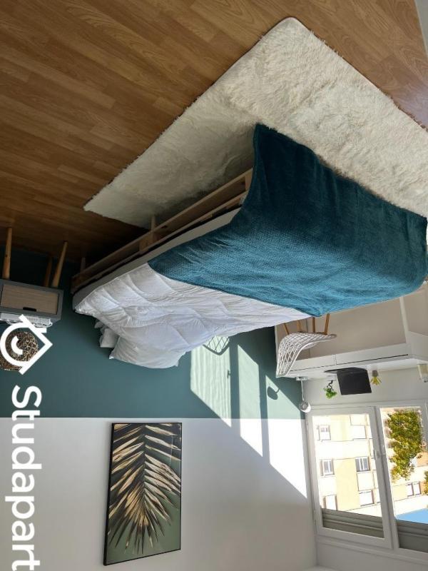 Chambre - 10 m² - 1 pièce