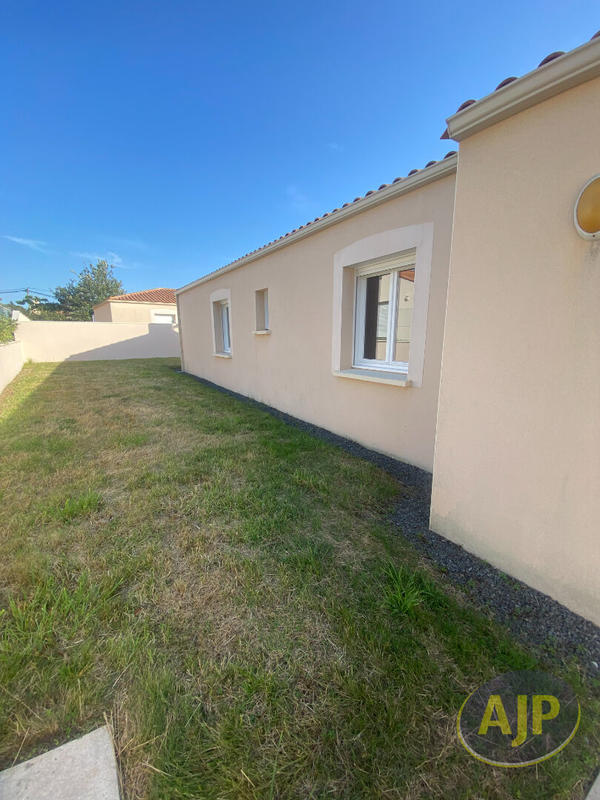 Maison - 92 m² - 4 pièces