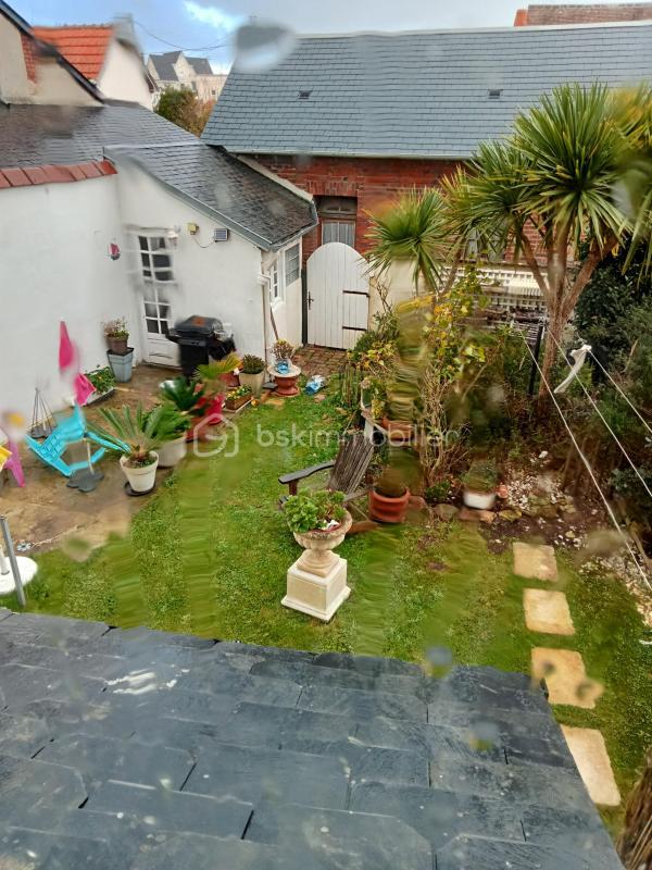 Propriété - 190 m² - 12 pièces