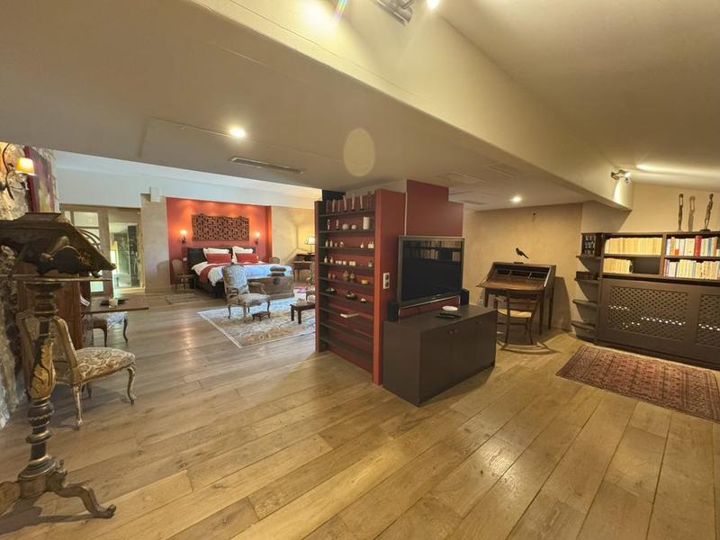 Manoir - 954 m² - 22 pièces