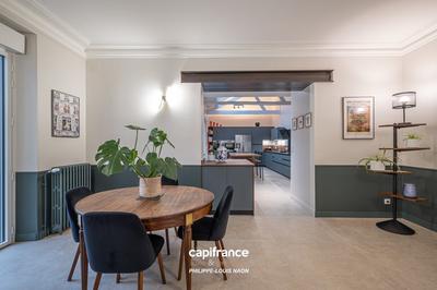 Maison bourgeoise - 235 m² - 9 pièces