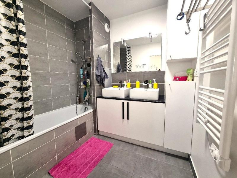 Appartement - 80 m² - 4 pièces