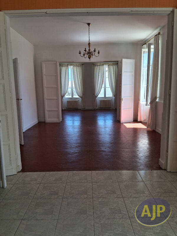 Maison de maîtres - 266 m² - 5 pièces