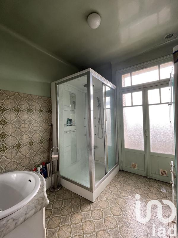 Maison - 96 m² - 5 pièces