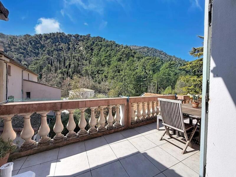 Maison - 160 m² - 5 pièces