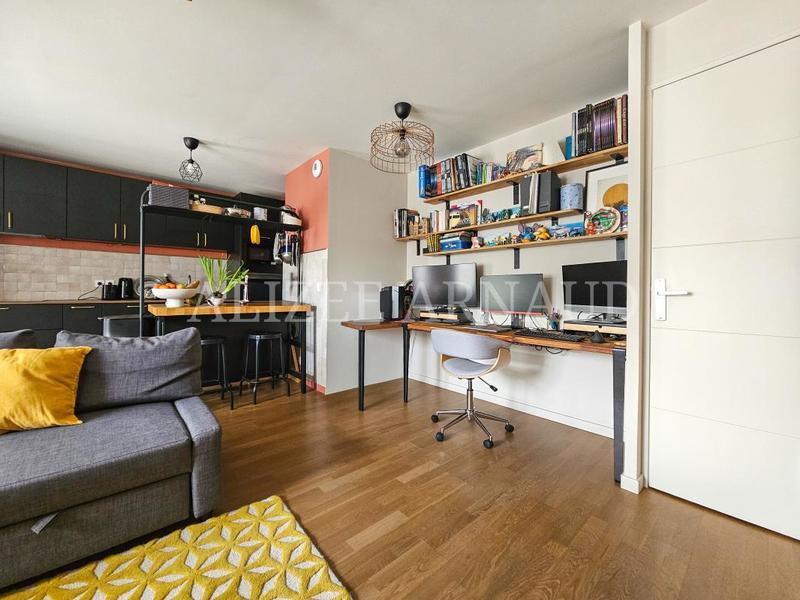 Appartement - 75 m² - 3 pièces