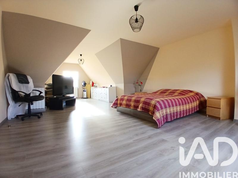 Maison - 228 m² - 5 pièces