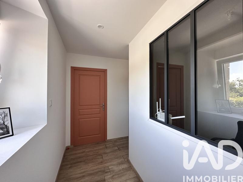 Maison - 200 m² - 8 pièces