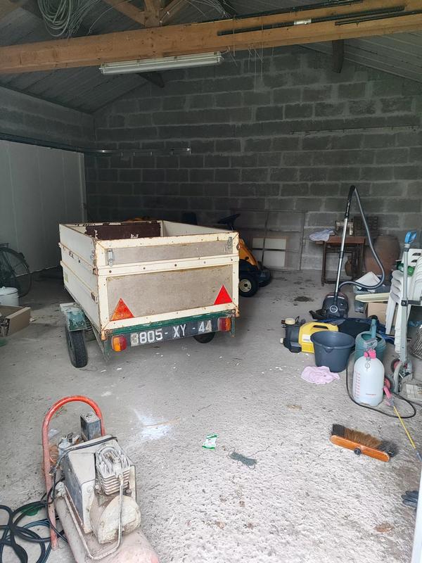 Maison traditionnelle - 92 m² - 4 pièces