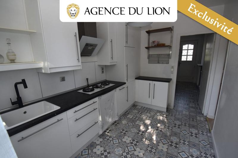 Maison - 90 m² - 5 pièces