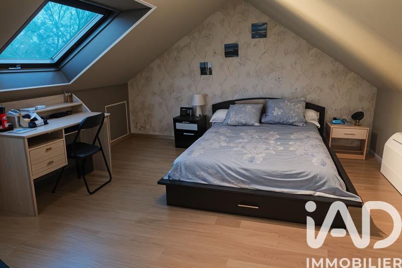 Maison - 140 m² - 8 pièces