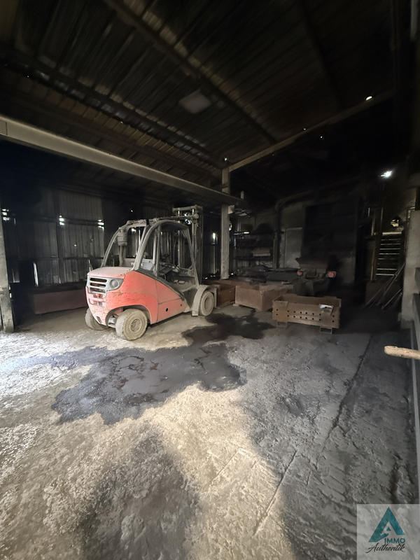 Local commercial - 700 m²