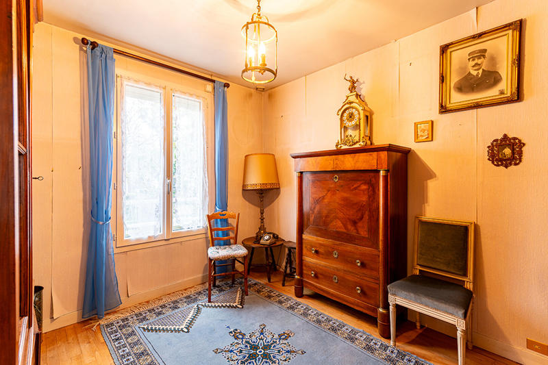 Maison - 1 m² - 5 pièces