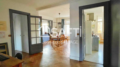 Appartement - 130 m² - 4 pièces
