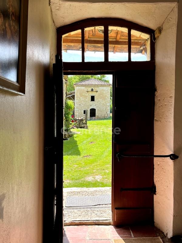 Maison de campagne - 220 m² - 8 pièces