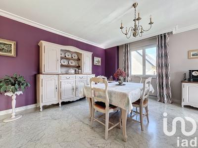 Maison - 140 m² - 5 pièces