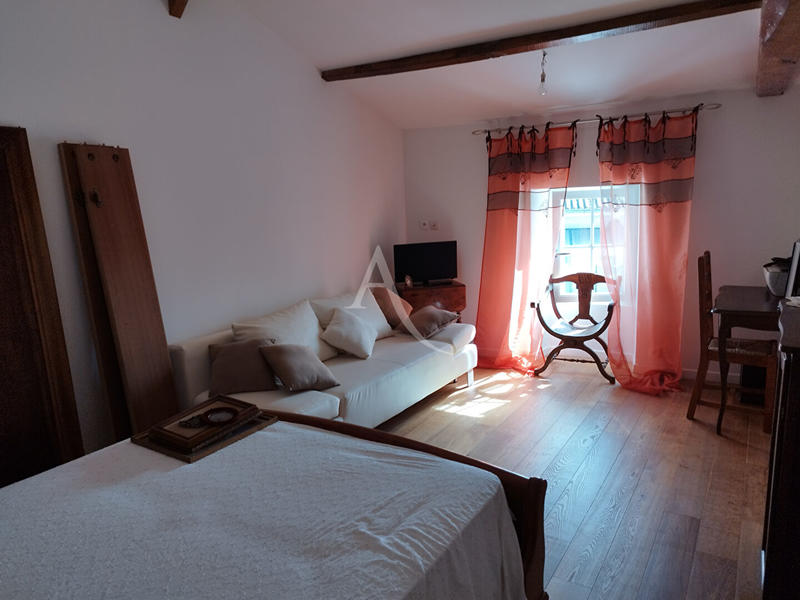 Maison - 84 m² - 3 pièces