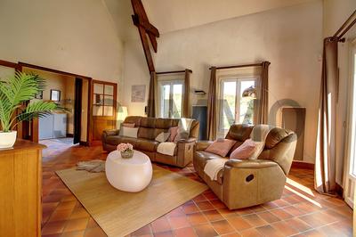 Maison - 227 m² - 8 pièces