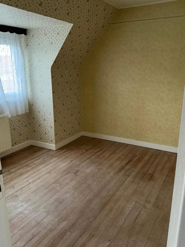 Maison - 93 m² - 6 pièces