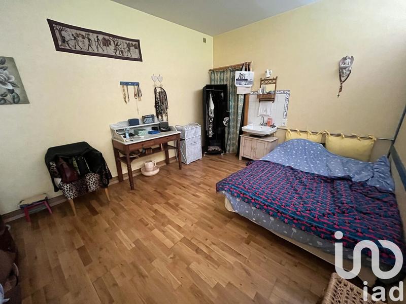 Maison - 246 m² - 7 pièces