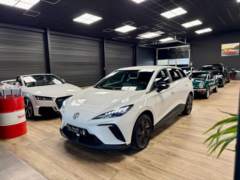 Mg Mg4 Ev 51kwh - 125 Kw 2wd Standard