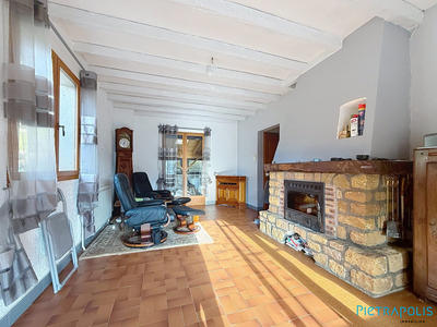 Maison - 95 m² - 6 pièces