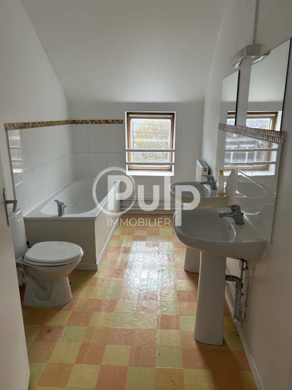 Appartement - 95 m² - 4 pièces