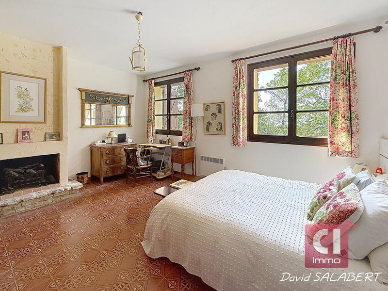 Maison - 163 m² - 5 pièces