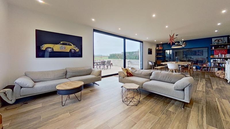 Maison - 189 m² - 7 pièces