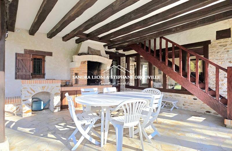 Maison - 195 m² - 7 pièces